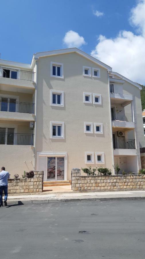 Apartmani Marina Kopitovic Petrovac Extérieur photo