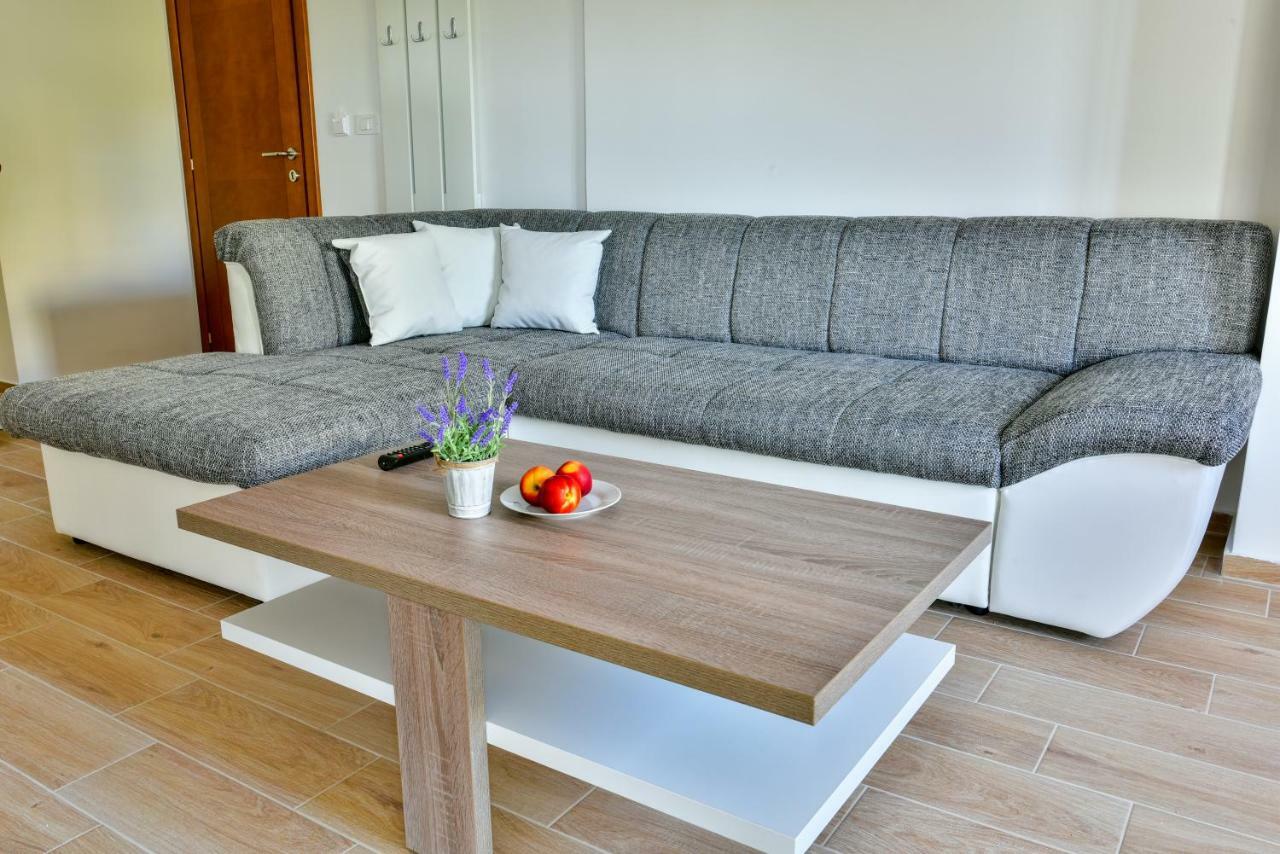 Apartmani Marina Kopitovic Petrovac Extérieur photo