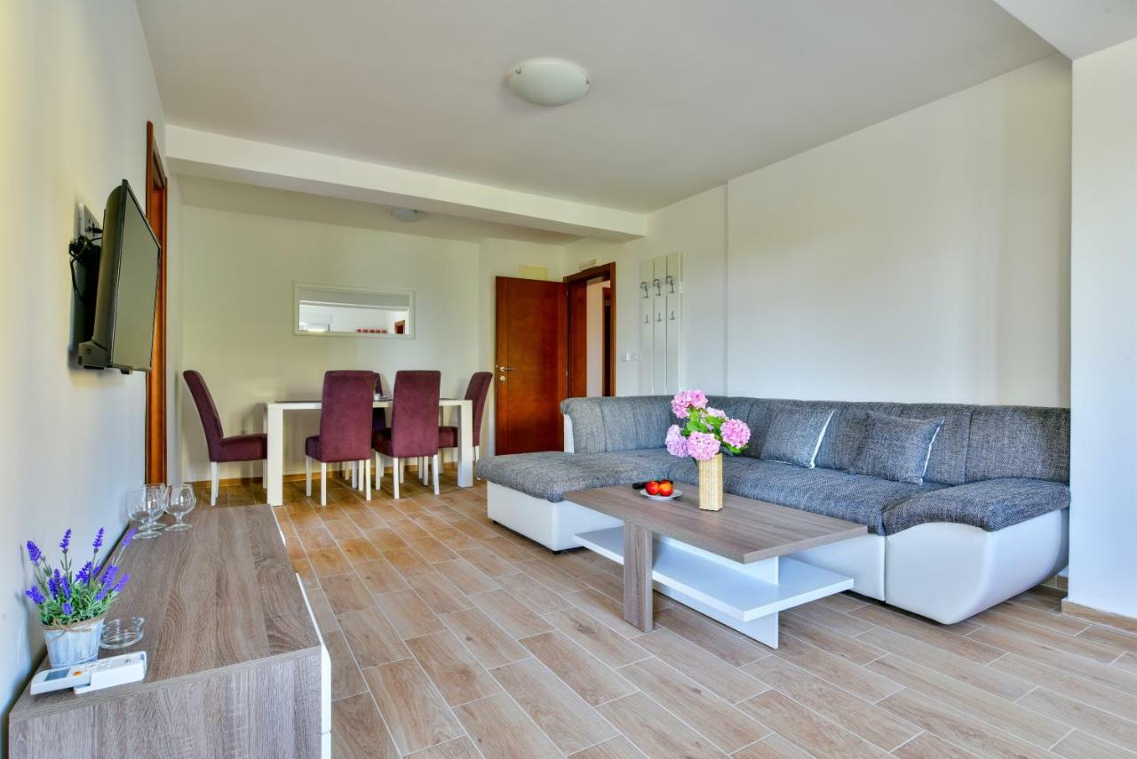 Apartmani Marina Kopitovic Petrovac Extérieur photo