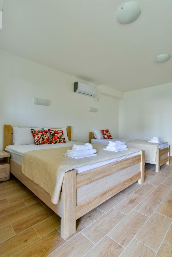 Apartmani Marina Kopitovic Petrovac Extérieur photo